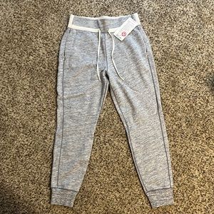 lululemon jogger